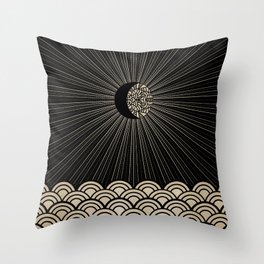 Radiant decorated moon minimal seascape - black and gold Throw Pillow