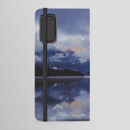 foggy lake view Android Wallet Case