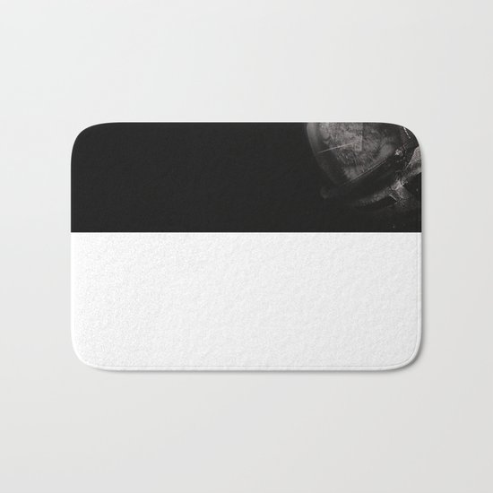 Space catet Staring into space Bath Mat