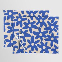 Daisy Time Retro Floral Pattern in Bright Blue and Cream Placemat