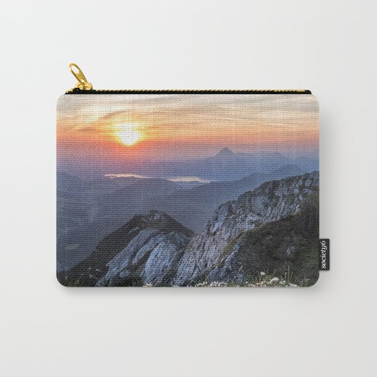 Daisy Field Carry-All Pouch