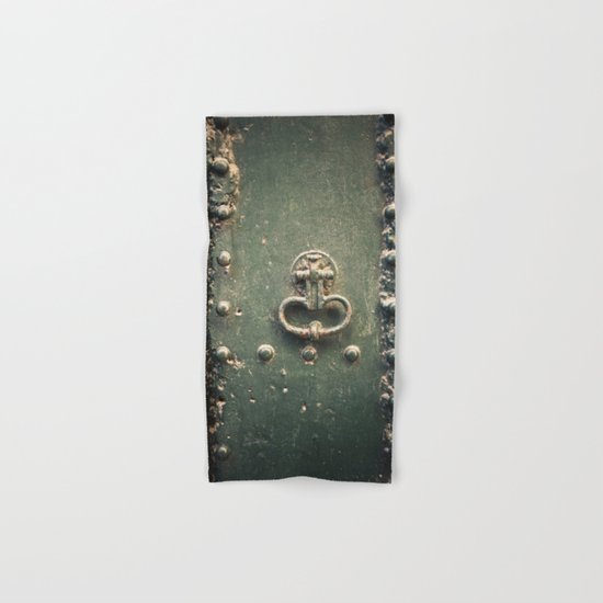 Doorknocker Hand & Bath Towel