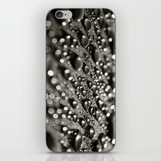 Droplets 3 iPhone & iPod Skin