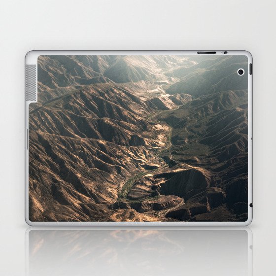 Amazing Earth - Green River Laptop & iPad Skin