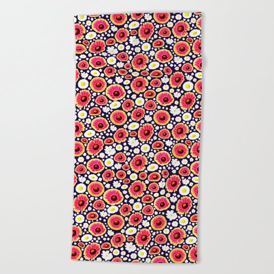 Field of Daisies Beach Towel