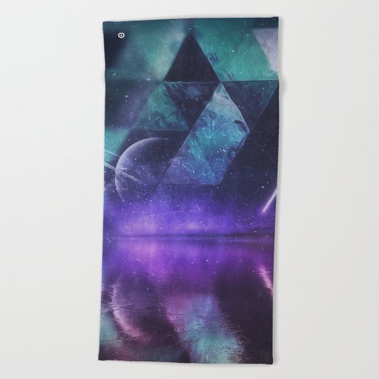 blykk yce lyke Beach Towel
