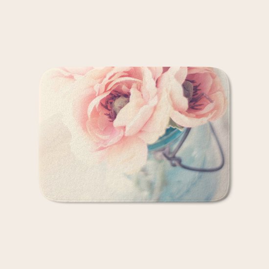 Ruffles Bath Mat