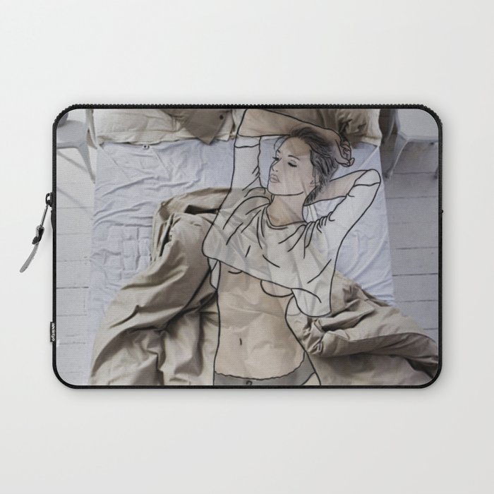 A day in bed Laptop Sleeve