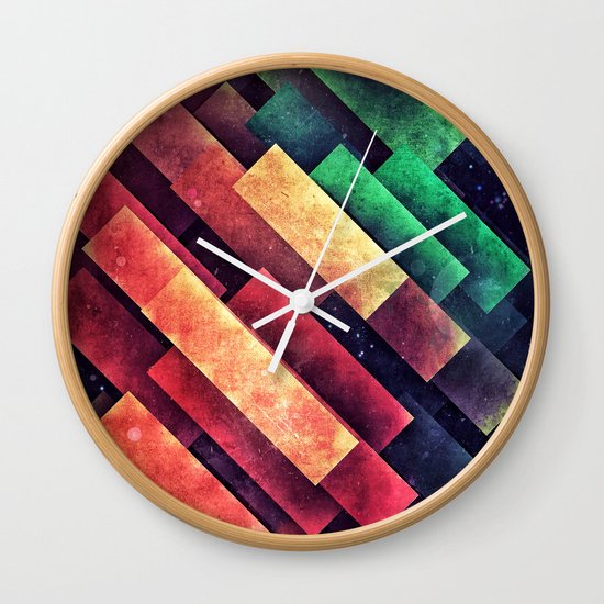 clyryty Wall Clock