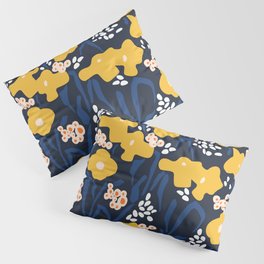 Popular floral pattern  - scandinavian style Pillow Sham