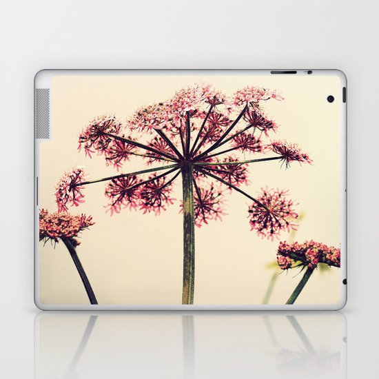 Cow Parsley Laptop & iPad Skin