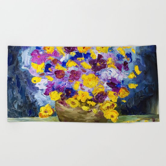 Bouquet of flowers Beach Towel