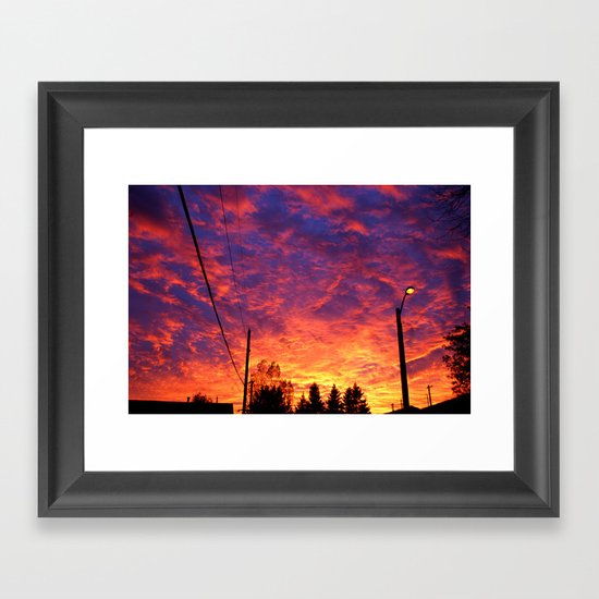 Street lamp glow Framed Art Print