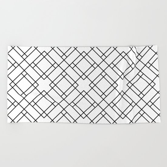 Simply Mod Diamond Black and White Beach Towel