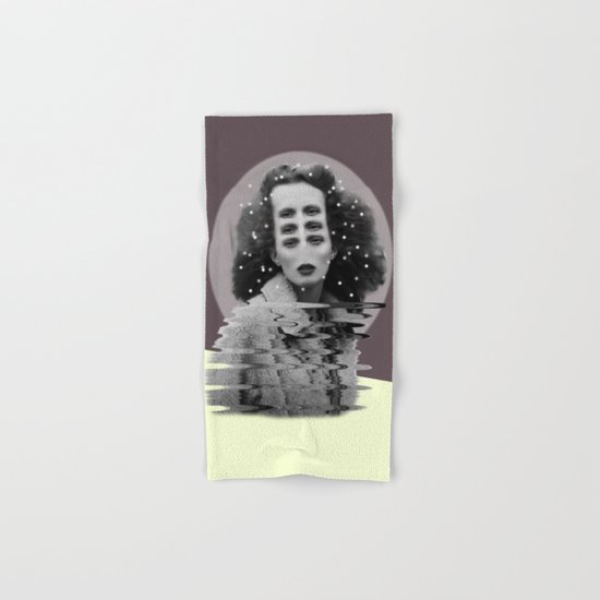 02 Daydreaming Hand & Bath Towel