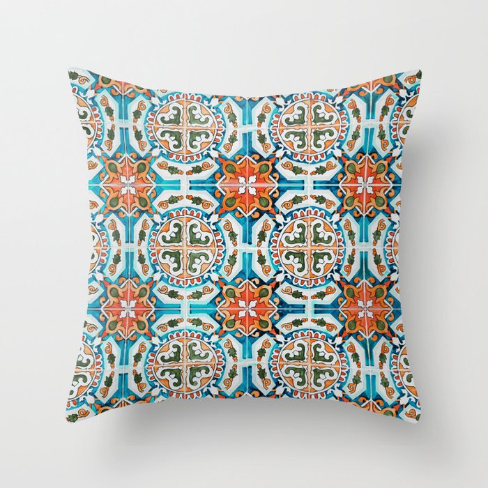 Seamless Floral Pattern Ornamental Tile Design : 1 Throw Pillow