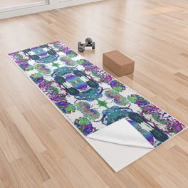 Psychedelic Brain Scan Repeat White Yoga Towel