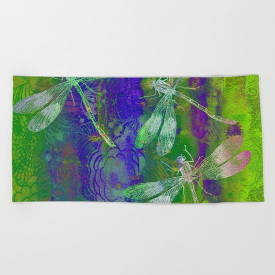 A Dragonflies QD Beach Towel