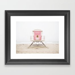 Beach photography pink tower Gerahmter Kunstdruck