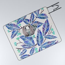 Happy Sloth – Tropical Blue Leaves Picnic Blanket