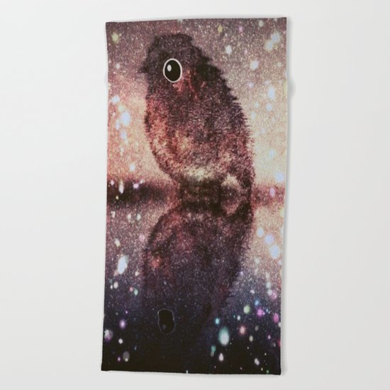 bird-215 Beach Towel