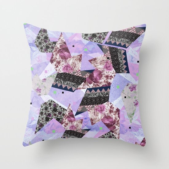 FLORAL HYPNOSIS Throw Pillow