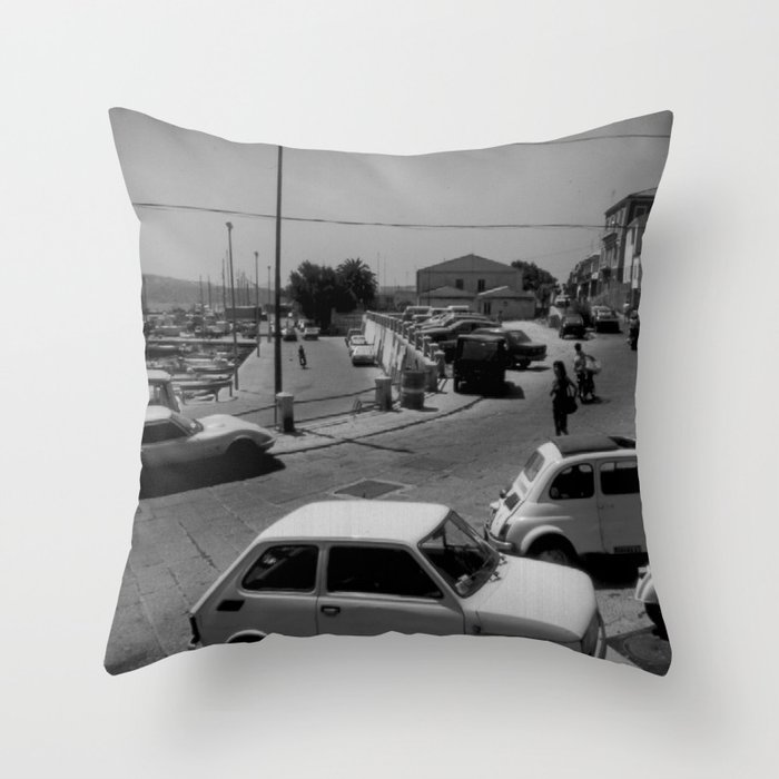La Maddalena porto 1985, Costa Smeralda, Sardegne, Sardinia, Italia, Italy Throw Pillow