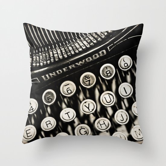 Underwood typewriter Throw Pillow