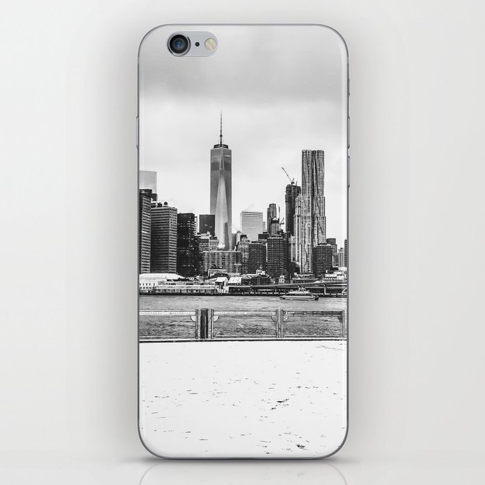 Brooklyn Bridge and Manhattan skyline during winter snowstorm in New York City black and white iPhone Skin
