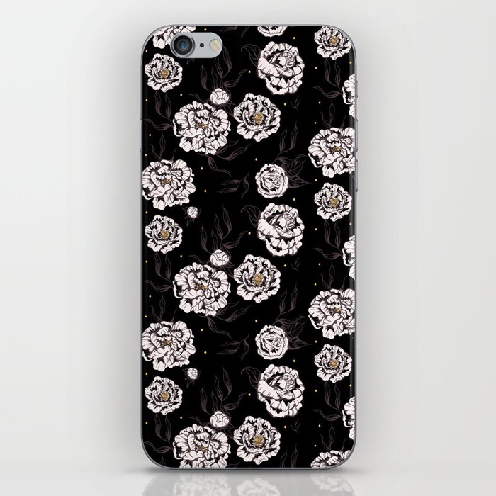 Black And White Vintage Flower Power Floral Pattern 60s 70s Retro iPhone Skin