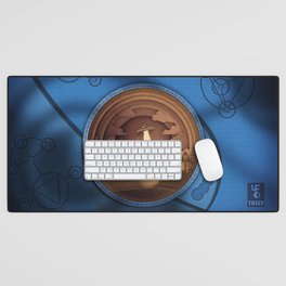 UFO Thief Desk Mat