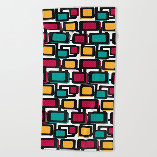 Seamless pattern with geometric elements Beach Towel