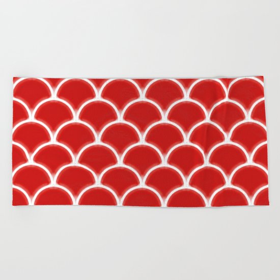 Large scallops in fabulous fiesta red Beach Towel
