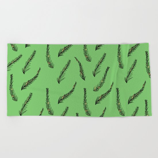 Light feathers Beach Towel
