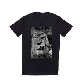 Grouchy Lion being kissed by brunette girl black and white photography T Shirt