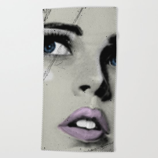 Pop Glance Beach Towel