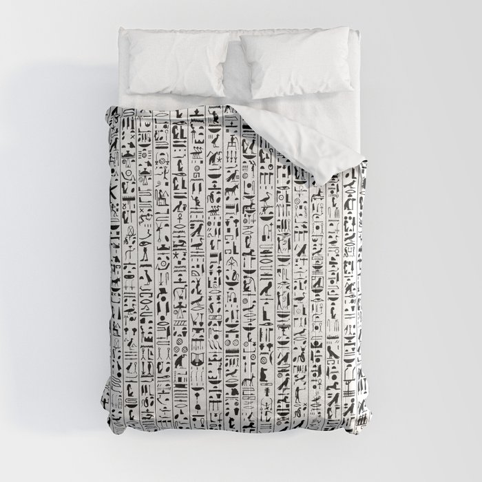 Hieroglyphics B&W / Ancient Egyptian hieroglyphics pattern Comforter