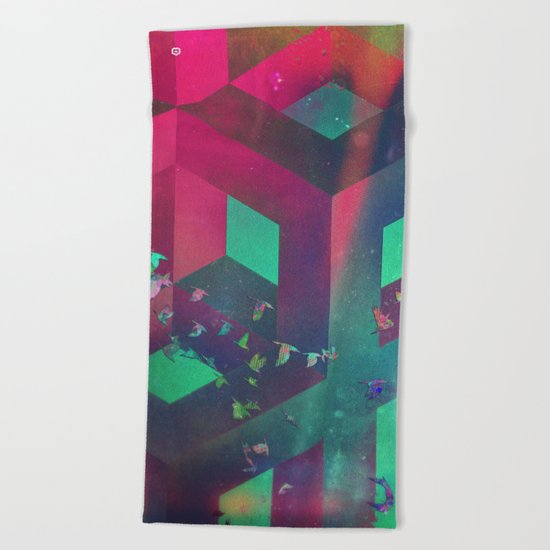 flyypyth Beach Towel