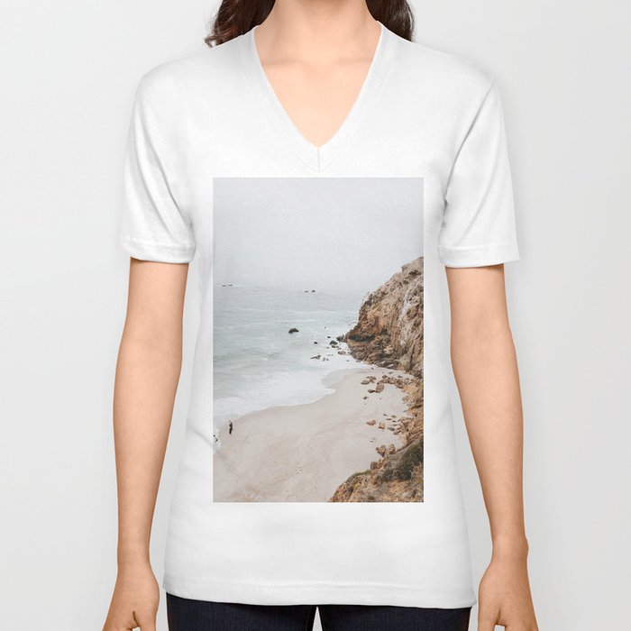 malibu coast / california V Neck T Shirt