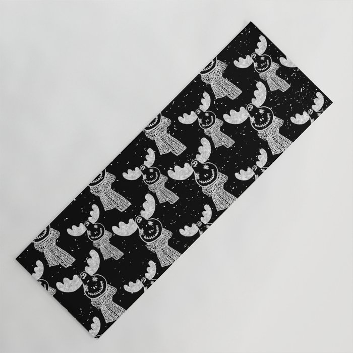 Funny Moose in Winter Snow on Black - Wild Animals - Mix & Match with Simplicity of Life Yoga Mat