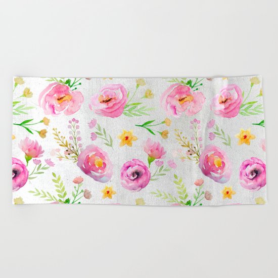 Delicate Poppy Pattern On White Background Beach Towel