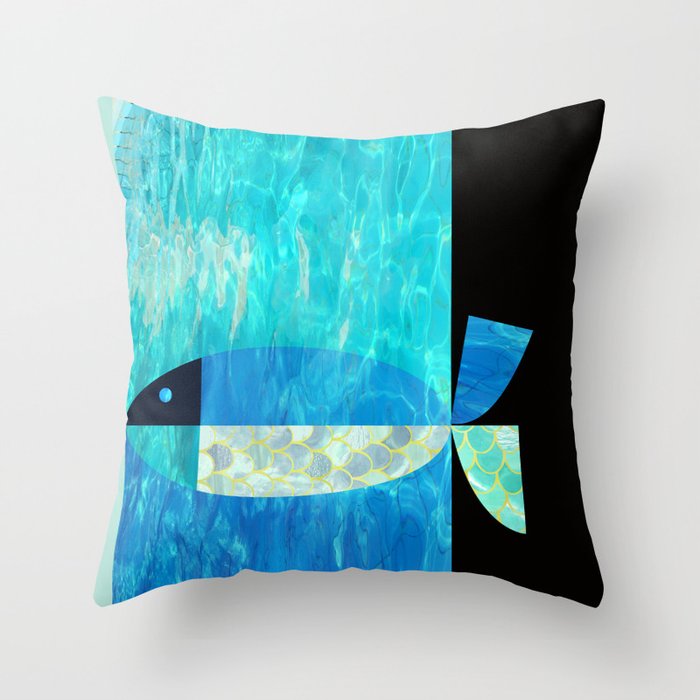 pool fish two step Throw Pillow