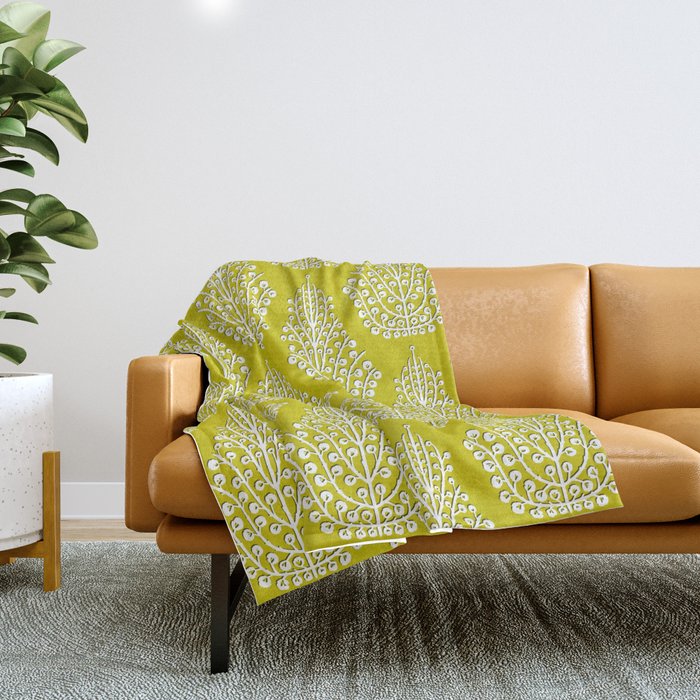 SPIRIT lime white Throw Blanket