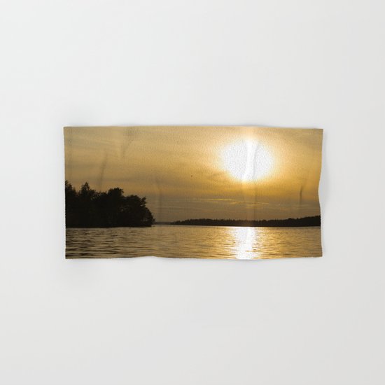 Against The Sun Bridge Hand & Bath Towel