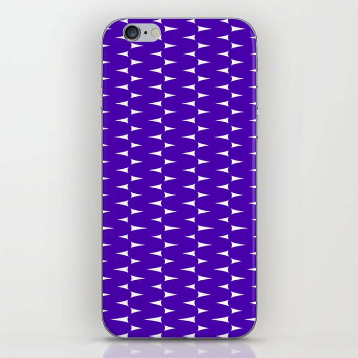 Retro Curvy Lines Pattern in Purple iPhone Skin