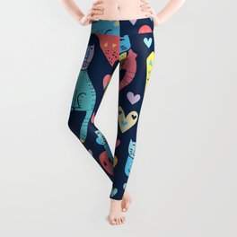 Cats and love, love and cats. Funny colorful seamless pat Leggings