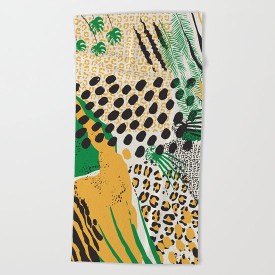 wild cats Beach Towel
