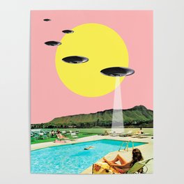 Invasion on vacation (UFO in Hawaii) Poster