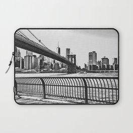 New York City black and white sketch Laptop Sleeve