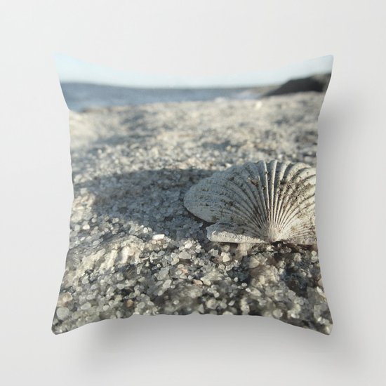 grains Throw Pillow